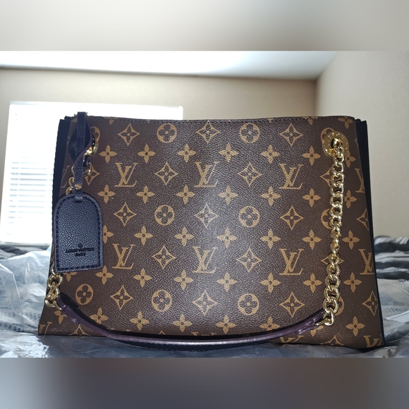 Louis Vuitton Handbags - Louis Vuitton Brown Monogram Canvas Shoulder Bag with Chain